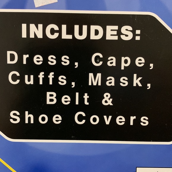 DC Batgirl Costume, includes Dress, Cape,Cuffs, Mask, Belt & Shoe cover - Picture 3 of 4